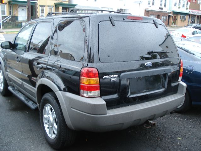 2001 Ford Escape ESi