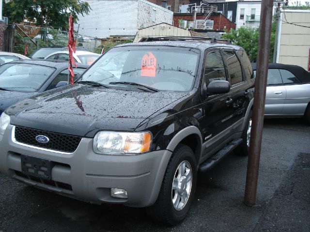 2001 Ford Escape ESi