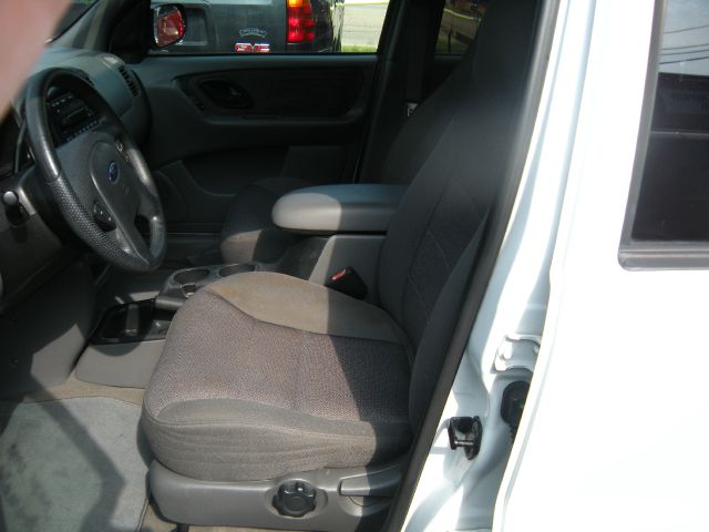 2001 Ford Escape SL 4x4 Regular Cab
