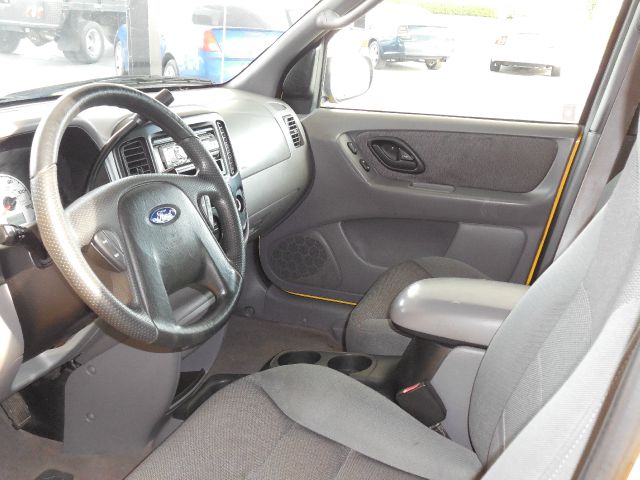 2001 Ford Escape SL 4x4 Regular Cab