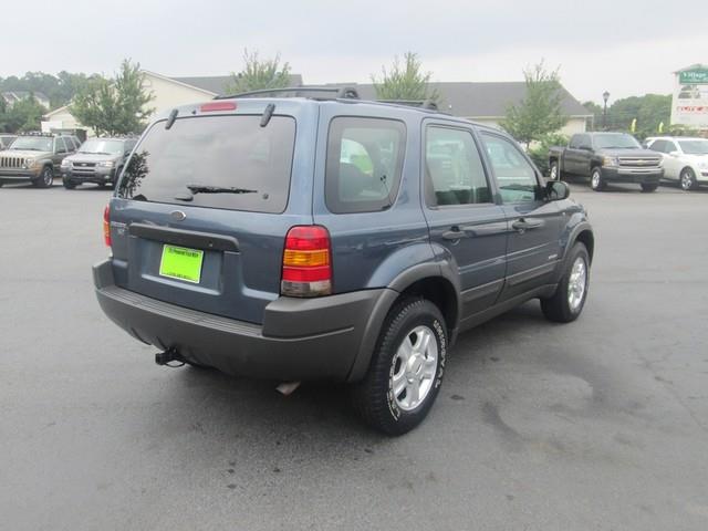 2001 Ford Escape ESi