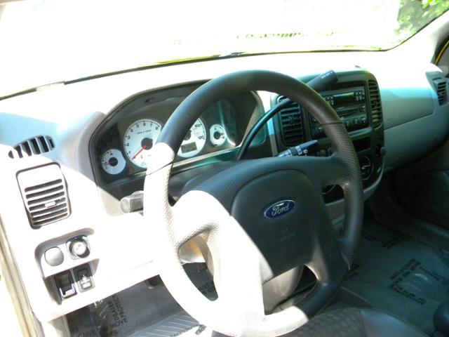 2001 Ford Escape XLS
