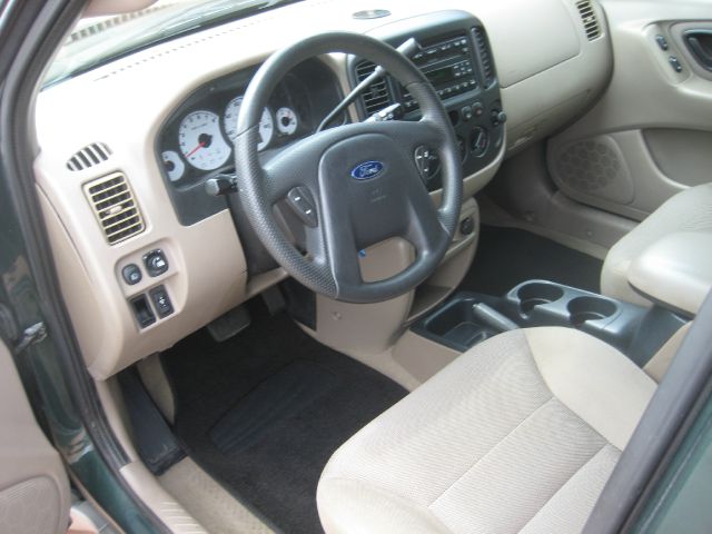2002 Ford Escape ESi
