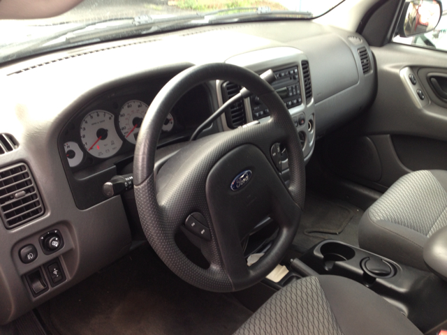 2002 Ford Escape 1XL