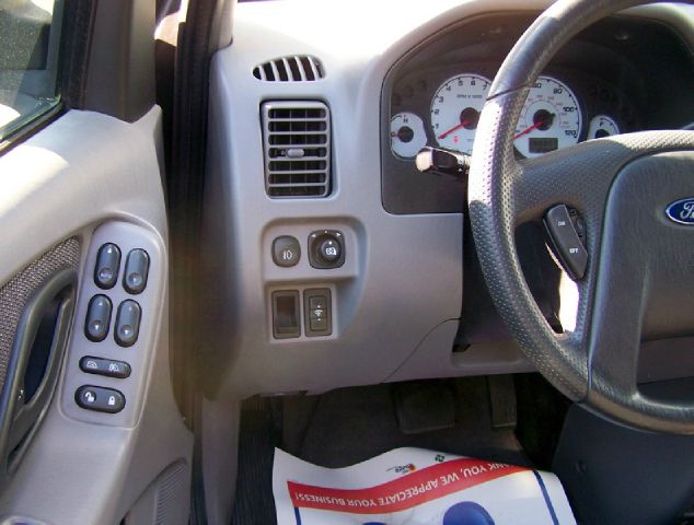 2002 Ford Escape SL 4x4 Regular Cab