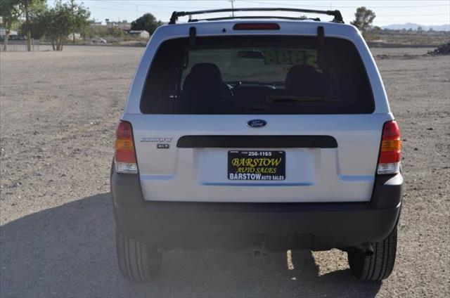 2002 Ford Escape 2500 Xtnded Cargo Van W. Bins