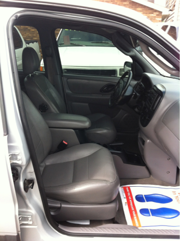 2002 Ford Escape L- Edition