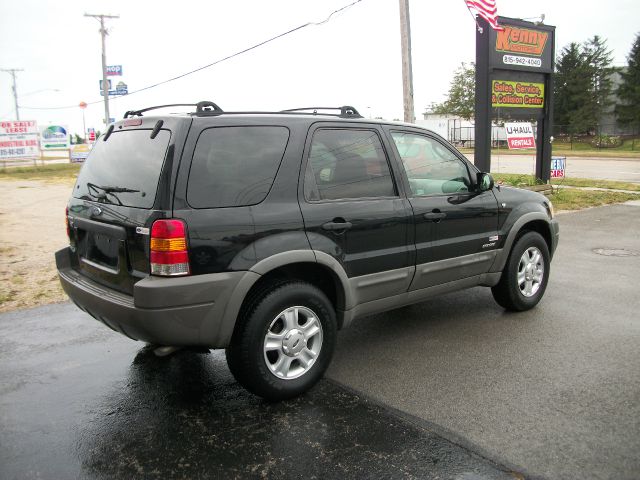 2002 Ford Escape 2008 Toyota LE