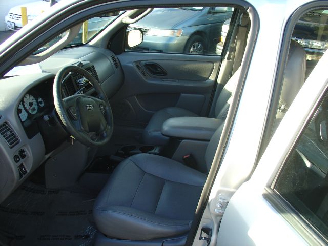 2002 Ford Escape L- Edition