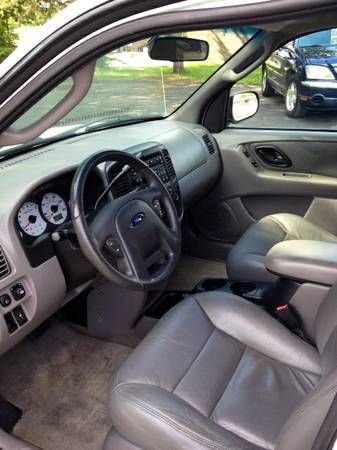 2002 Ford Escape Sxt/4x4