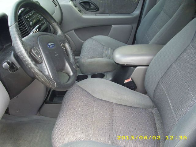 2002 Ford Escape L- Edition