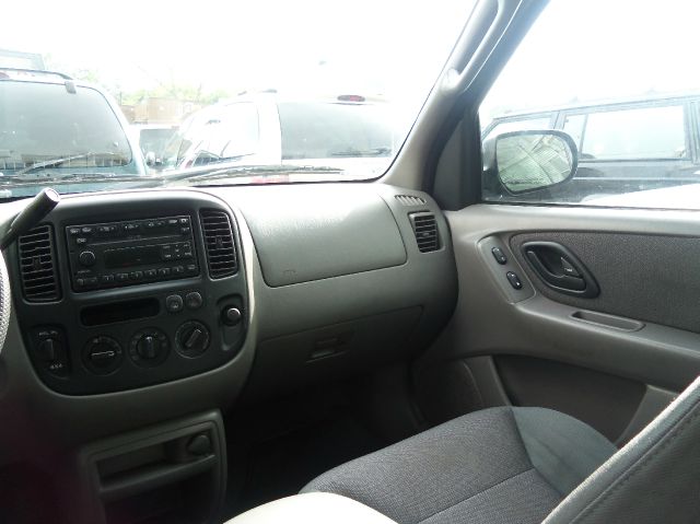 2002 Ford Escape Crew-short-sle2-z71-tv/dvd-4wd