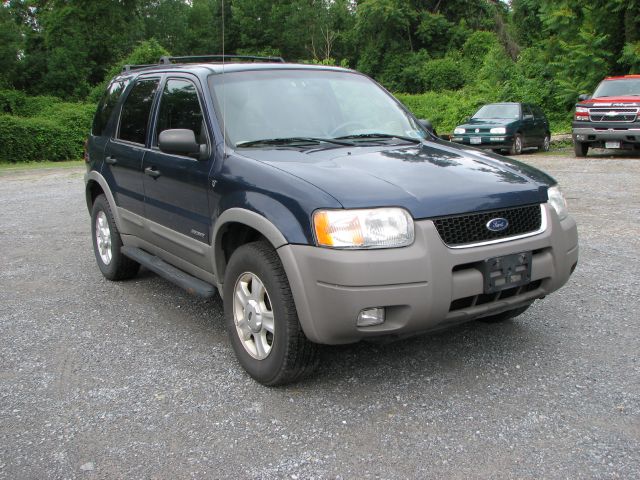 2002 Ford Escape ESi