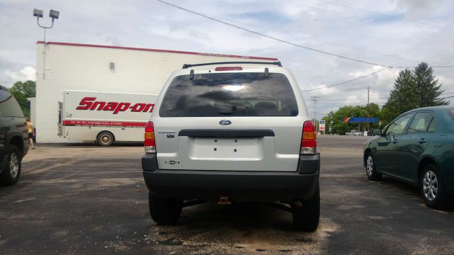 2003 Ford Escape Ram 3500 Diesel 2-WD