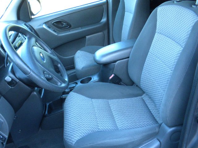 2003 Ford Escape Unlimited X 4X4