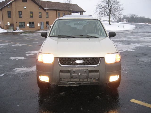2003 Ford Escape 4dr Sdn 2.4L FWD