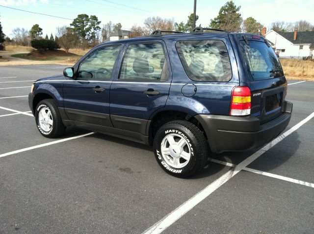 2003 Ford Escape XLS