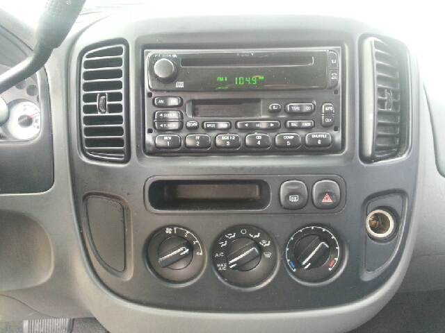 2003 Ford Escape 4wdsxt