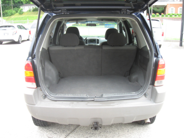 2003 Ford Escape T6 AWD Moon Roof Leather