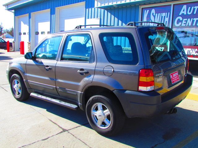 2003 Ford Escape STD Model