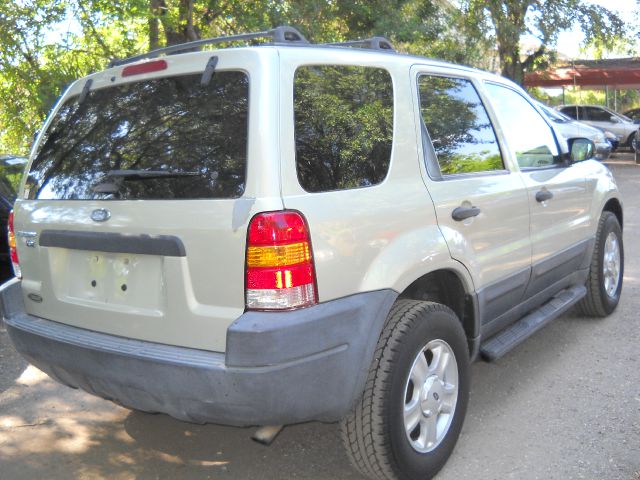 2003 Ford Escape 4dr Sdn LE V6 Auto