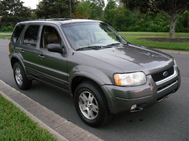 2003 Ford Escape Super