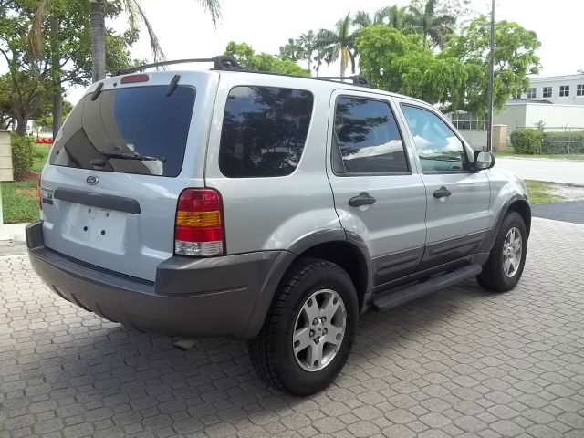 2003 Ford Escape Unknown