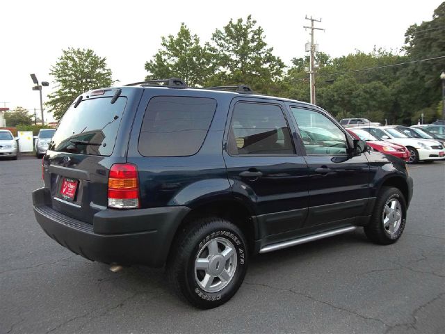 2003 Ford Escape XLS