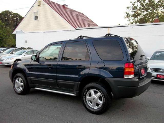 2003 Ford Escape XLS