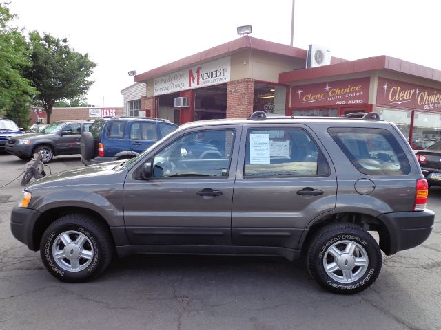 2003 Ford Escape GS 2D Coupe