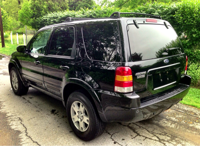 2003 Ford Escape Super
