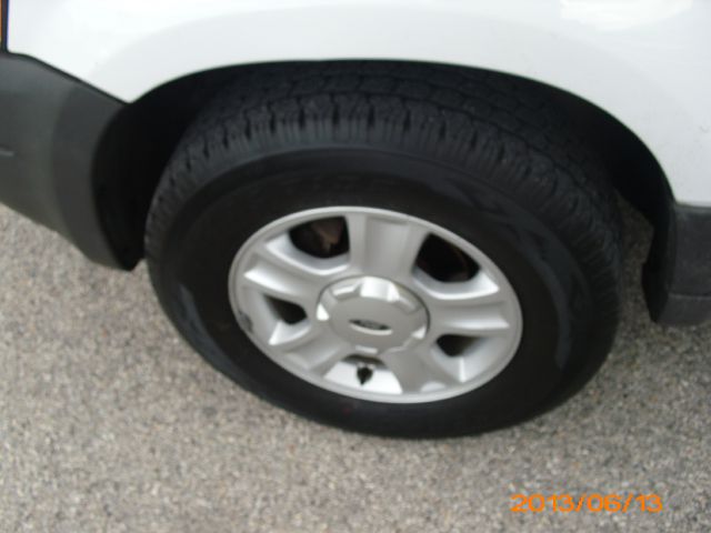 2003 Ford Escape L- Edition