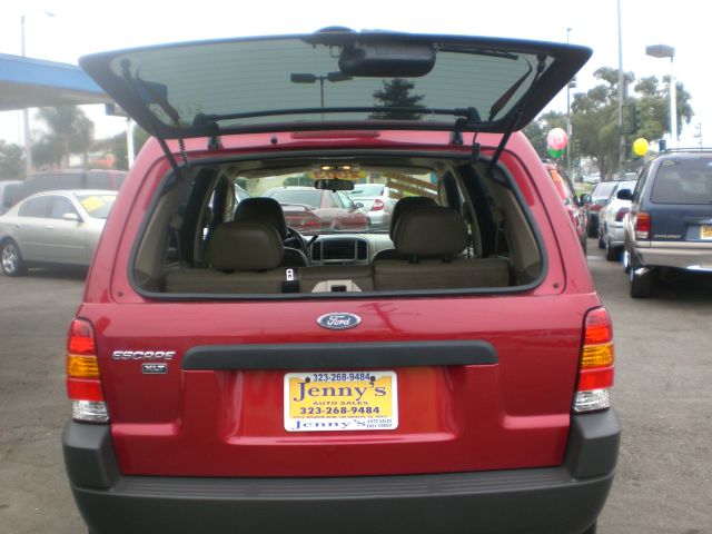 2003 Ford Escape 4dr Sdn 2.4L FWD
