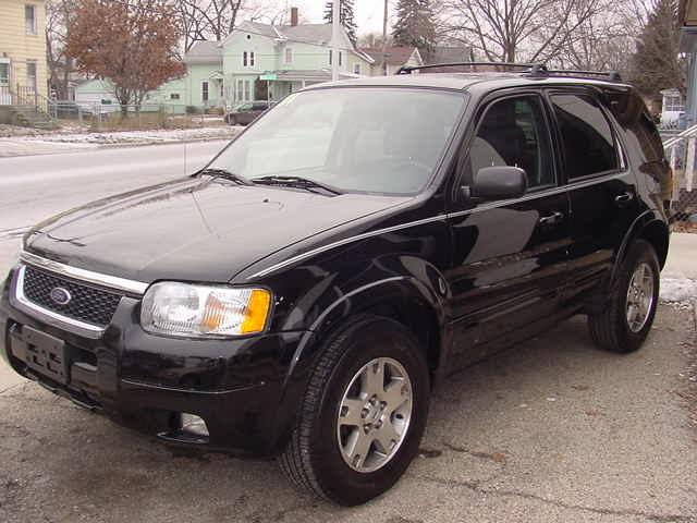 2004 Ford Escape SLT 25