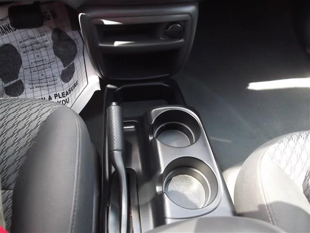 2004 Ford Escape ESi