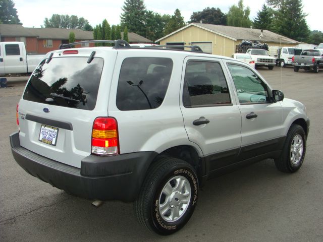 2004 Ford Escape SL 4x4 Regular Cab