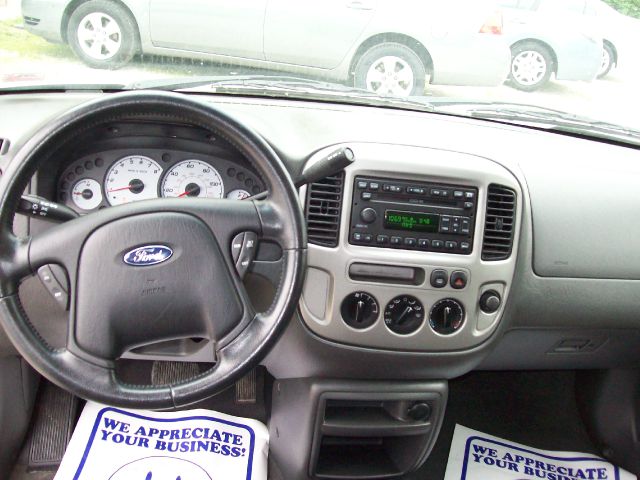 2004 Ford Escape SL 4x4 Regular Cab