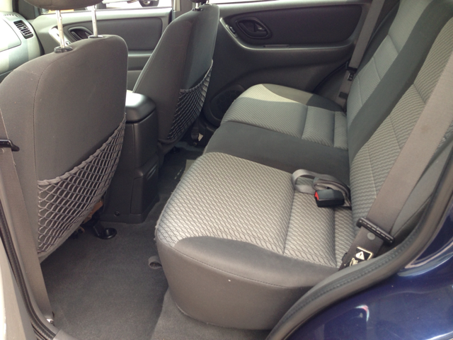 2004 Ford Escape SL 4x4 Regular Cab