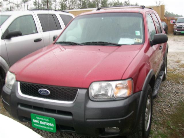 2004 Ford Escape ESi