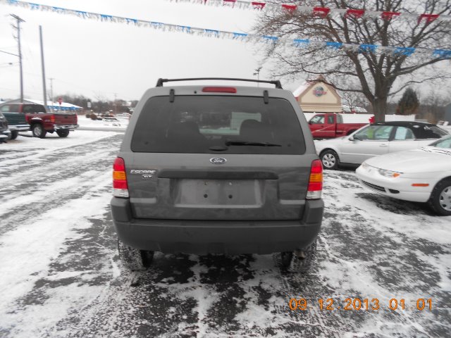 2004 Ford Escape SL 4x4 Regular Cab