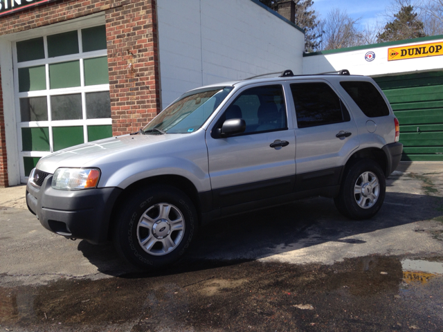 2004 Ford Escape SL 4x4 Regular Cab
