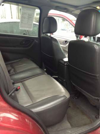 2004 Ford Escape SL 4x4 Regular Cab