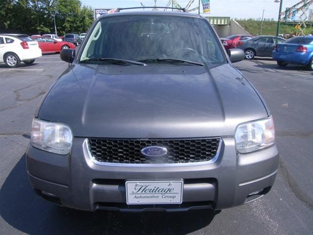 2004 Ford Escape SLT 25