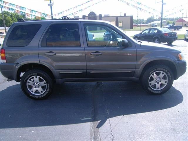 2004 Ford Escape SLT 25