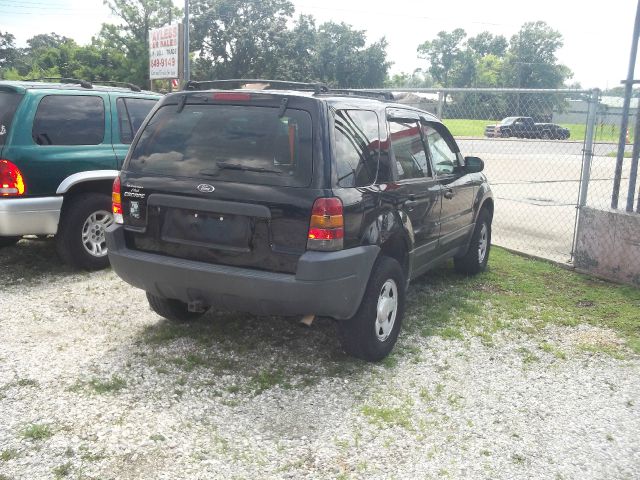 2004 Ford Escape Reg Cab 159.5 WB C5B