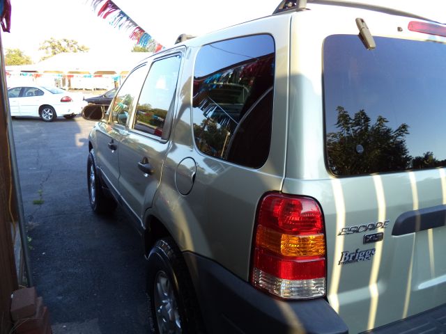 2004 Ford Escape SL 4x4 Regular Cab