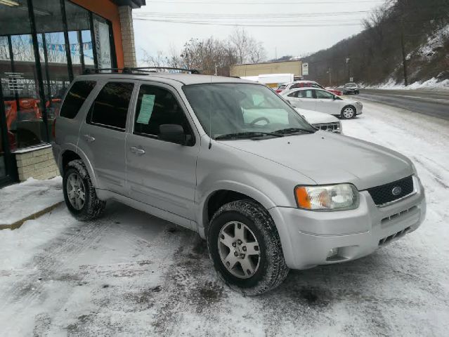 2004 Ford Escape Super
