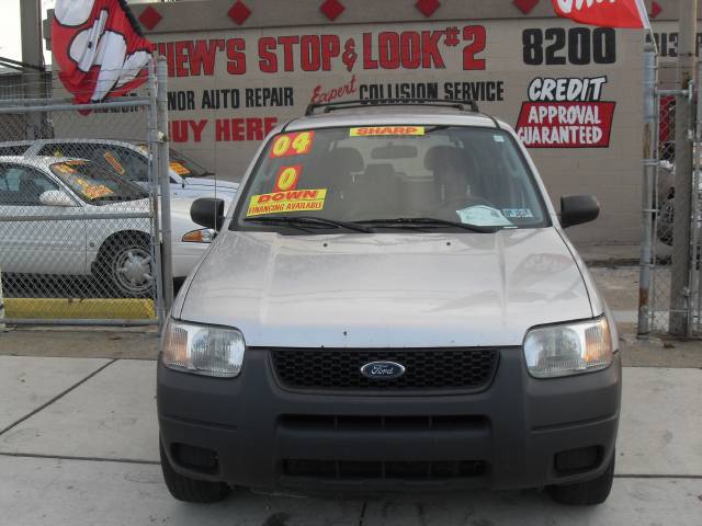 2004 Ford Escape XLS