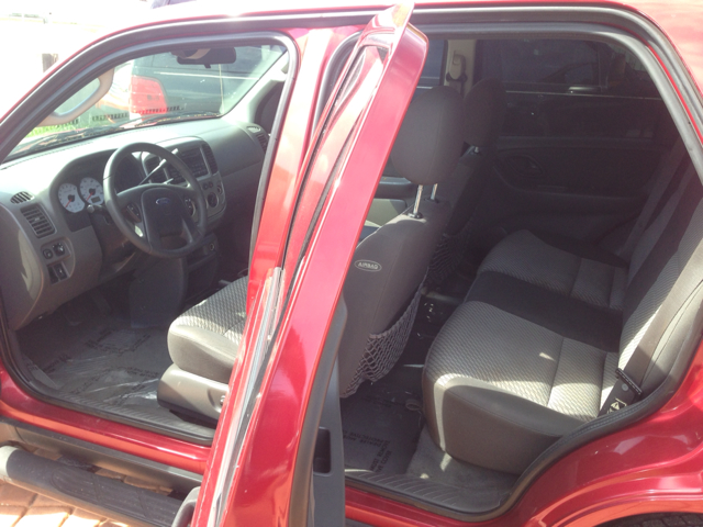 2004 Ford Escape SL 4x4 Regular Cab