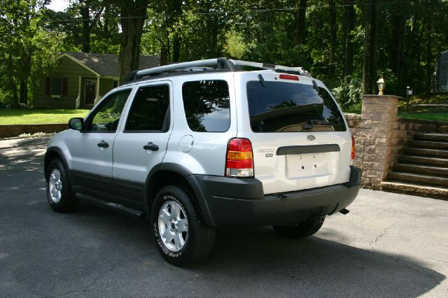 2004 Ford Escape SL 4x4 Regular Cab